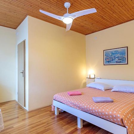 Rooms Nela Hum المظهر الخارجي الصورة